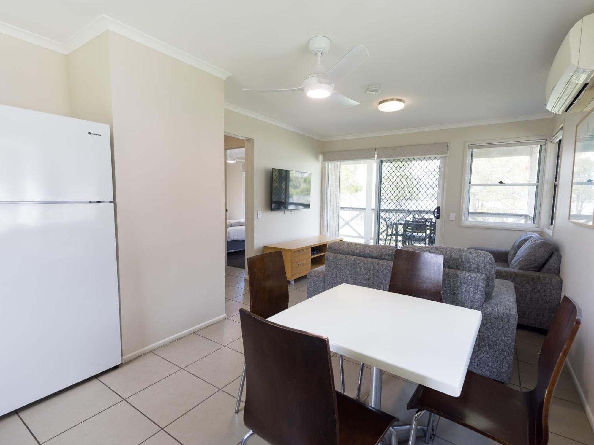 Nrma Lake Somerset Holiday Park Kilcoy Habitación foto